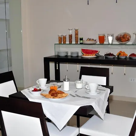 La Punta Отель Отранто