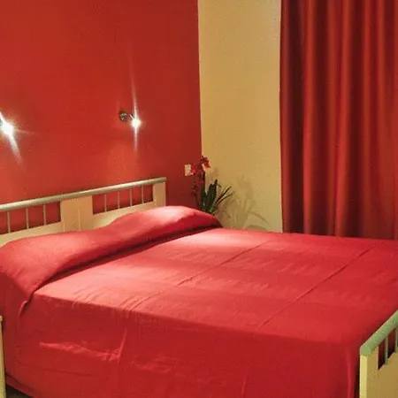 La Punta Отель Отранто